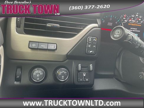 Used 2019 GMC Yukon Denali w/ Denali Ultimate Package AWD/4WD image 20
