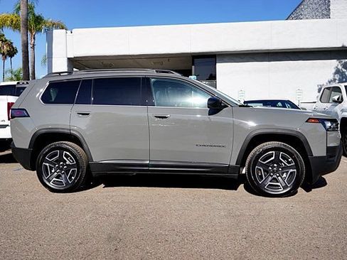 New 2026 Jeep Cherokee Laredo AWD/4WD image 7