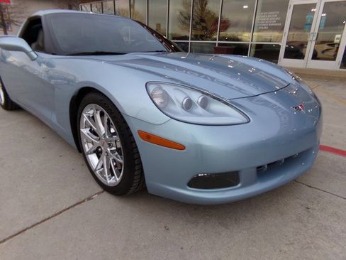 Used 2012 Chevrolet Corvette Coupe w/ 3LT Preferred Equipment Group image 4