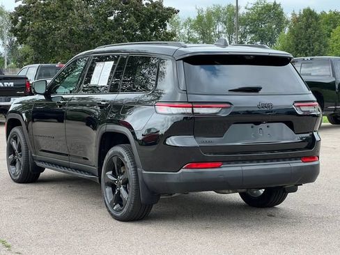 Used 2025 Jeep Grand Cherokee L Limited w/ Luxury Tech Group II AWD/4WD image 12