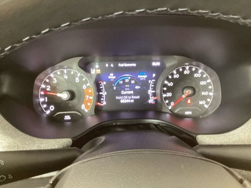 Used 2022 Jeep Compass Latitude w/ Convenience Group FWD image 18