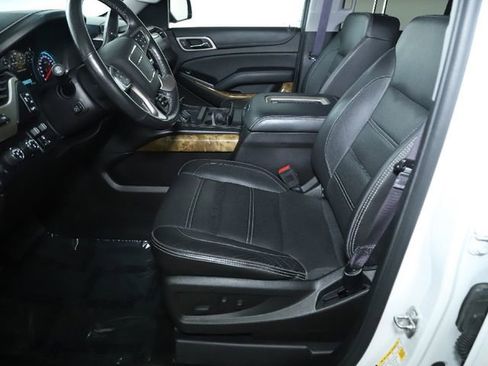 Used 2017 GMC Yukon Denali w/ Open Road Package image 29