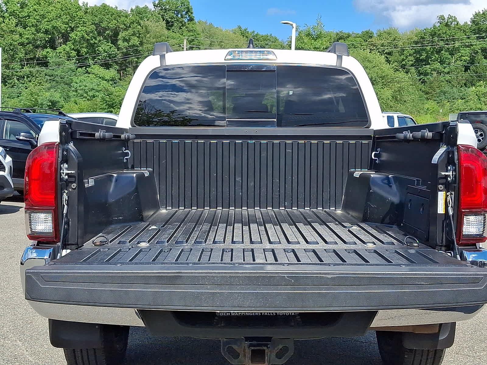 Certified 2023 Toyota Tacoma SR5 w/ SX Package AWD/4WD image 31