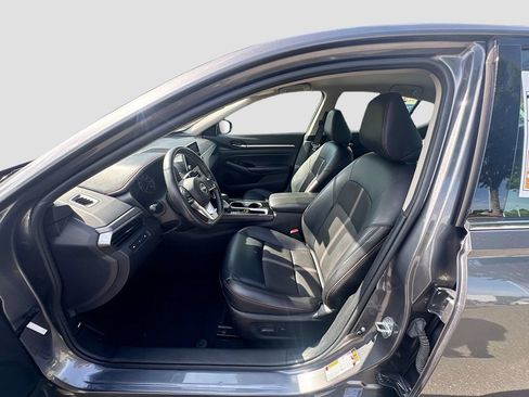 Certified 2024 Nissan Altima 2.5 SR FWD image 22