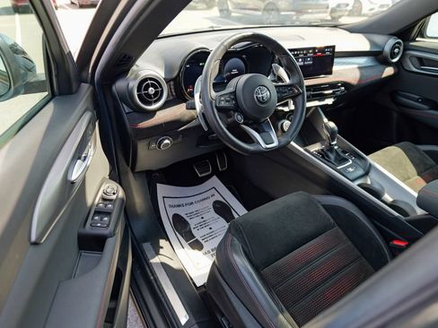 Used 2024 Alfa Romeo Tonale Veloce w/ Active Assist Package AWD/4WD image 16
