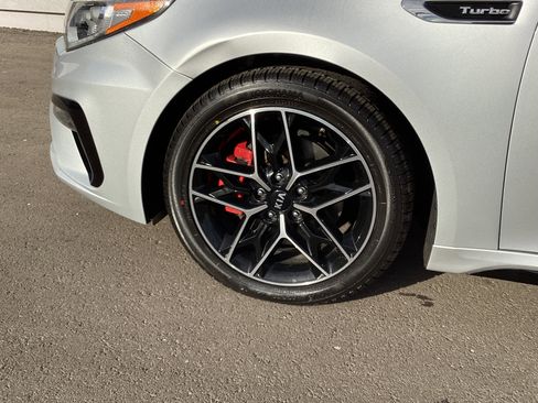 Used 2020 Kia Optima SX image 11