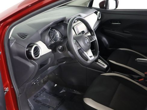 Used 2021 Nissan Versa SV image 19