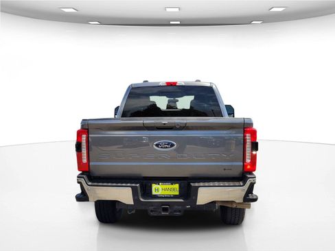 Used 2024 Ford F250 Lariat AWD/4WD image 8