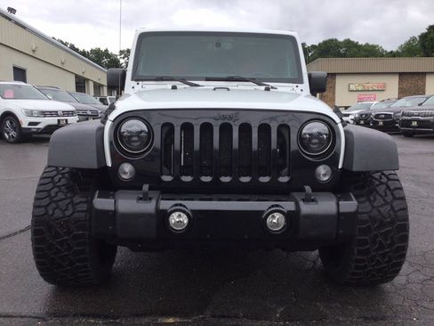 Used 2017 Jeep Wrangler Unlimited Sport AWD/4WD image 4
