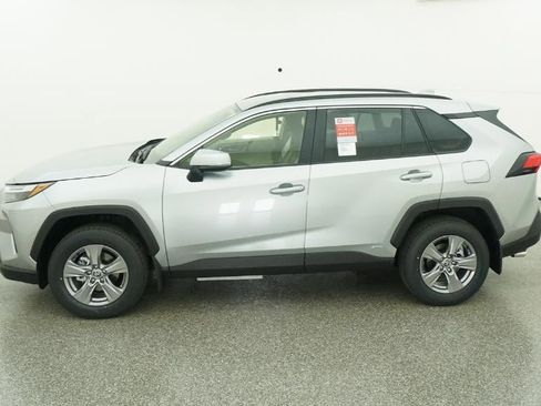 New 2025 Toyota RAV4 XLE image 25