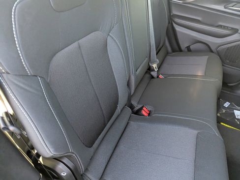 Used 2025 Jeep Grand Cherokee 4WD image 13