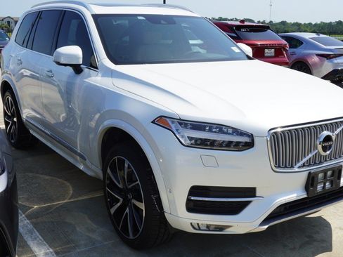 Used 2018 Volvo XC90 T6 Inscription w/ Convenience Package AWD/4WD image 3