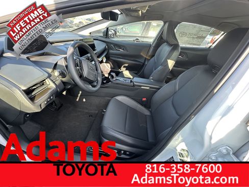 New 2026 Toyota Prius Plug-In Hybrid image 5