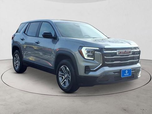 Used 2025 GMC Terrain Elevation image 3