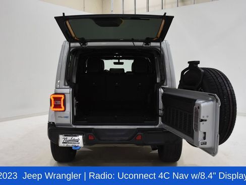 Used 2023 Jeep Wrangler Unlimited Sahara w/ Cold Weather Group image 7