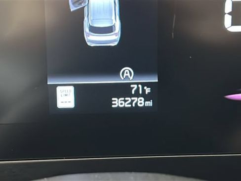 Used 2024 Kia Sportage LX AWD/4WD image 19
