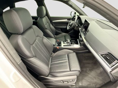 Used 2023 Audi Q5 2.0T Premium Plus w/ Premium Plus Package AWD/4WD image 18