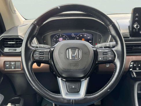 Used 2025 Honda Pilot Elite image 30