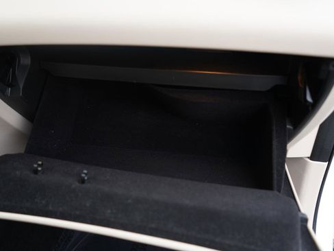 Used 2022 Mercedes-Benz GLC 300 4MATIC w/ Premium Package Lite image 69