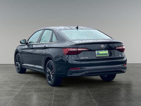 Used 2022 Volkswagen Jetta SE FWD image 7