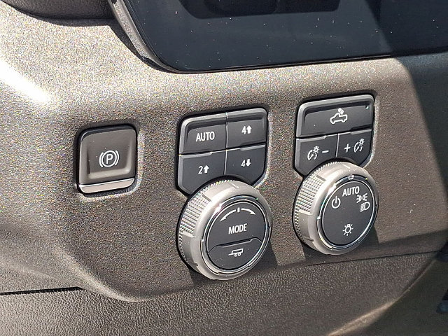 Certified 2023 Chevrolet Silverado 1500 LT w/ Z71 Off-Road Package AWD/4WD image 32