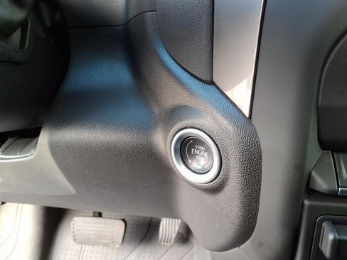 Used 2024 Chevrolet Silverado 1500 Custom Trail Boss image 9