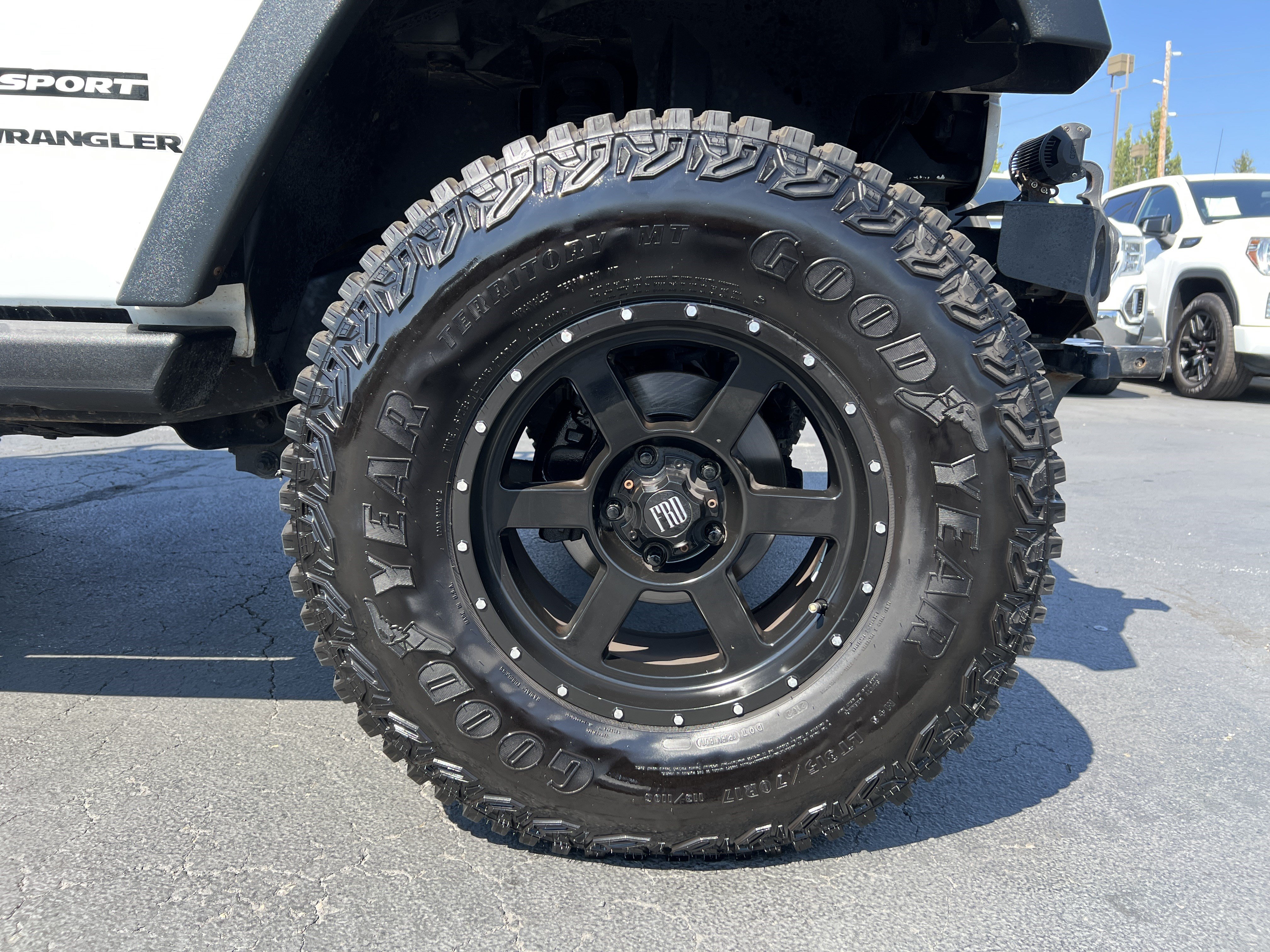 Used 2013 Jeep Wrangler Sport AWD/4WD image 11
