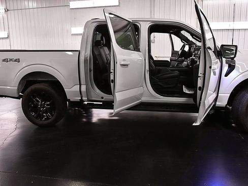 Used 2026 Ford F150 Lariat AWD/4WD image 34
