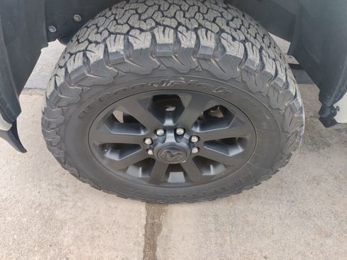 Used 2021 RAM 2500 Laramie w/ Night Edition image 9