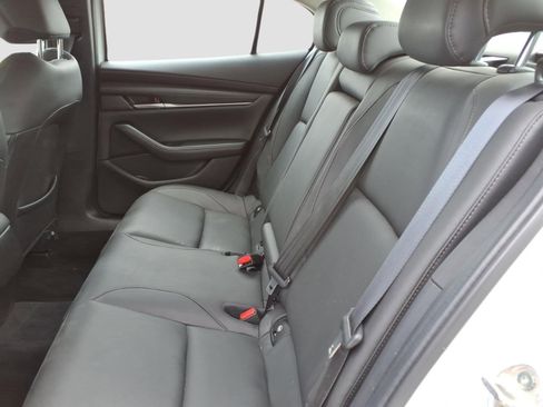 Used 2024 MAZDA MAZDA3 s FWD image 8
