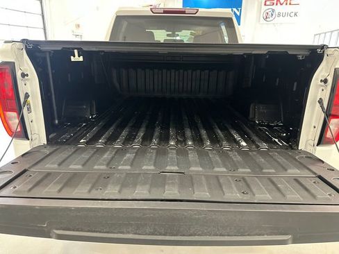 Used 2021 GMC Sierra 1500 Elevation image 35