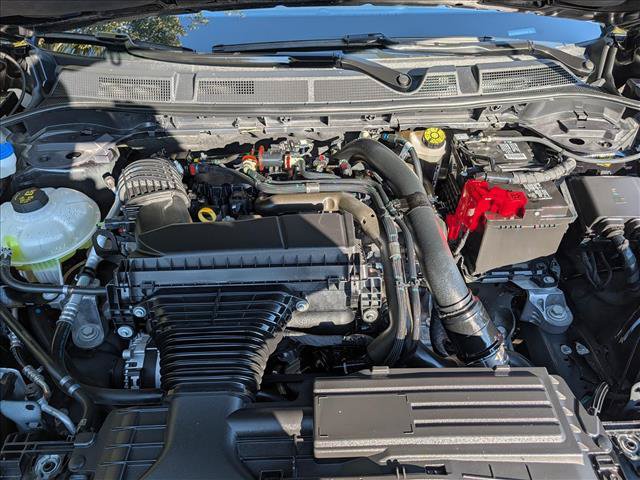 Used 2024 Lincoln Corsair Reserve w/ Equipment Group 202A AWD/4WD image 12