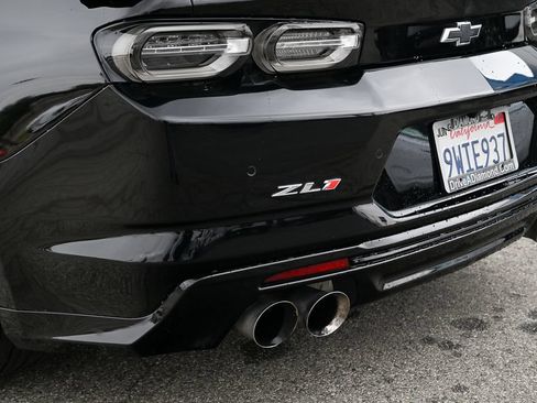 Used 2023 Chevrolet Camaro ZL1 RWD image 11