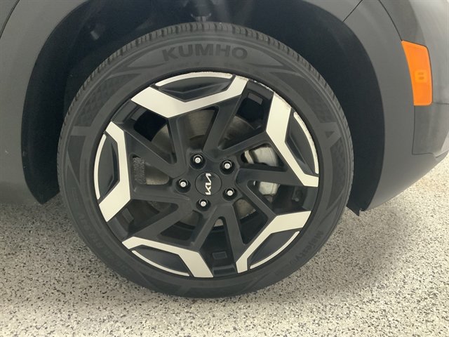 Used 2024 Kia Seltos SX w/ SX Sunroof Package AWD/4WD image 14