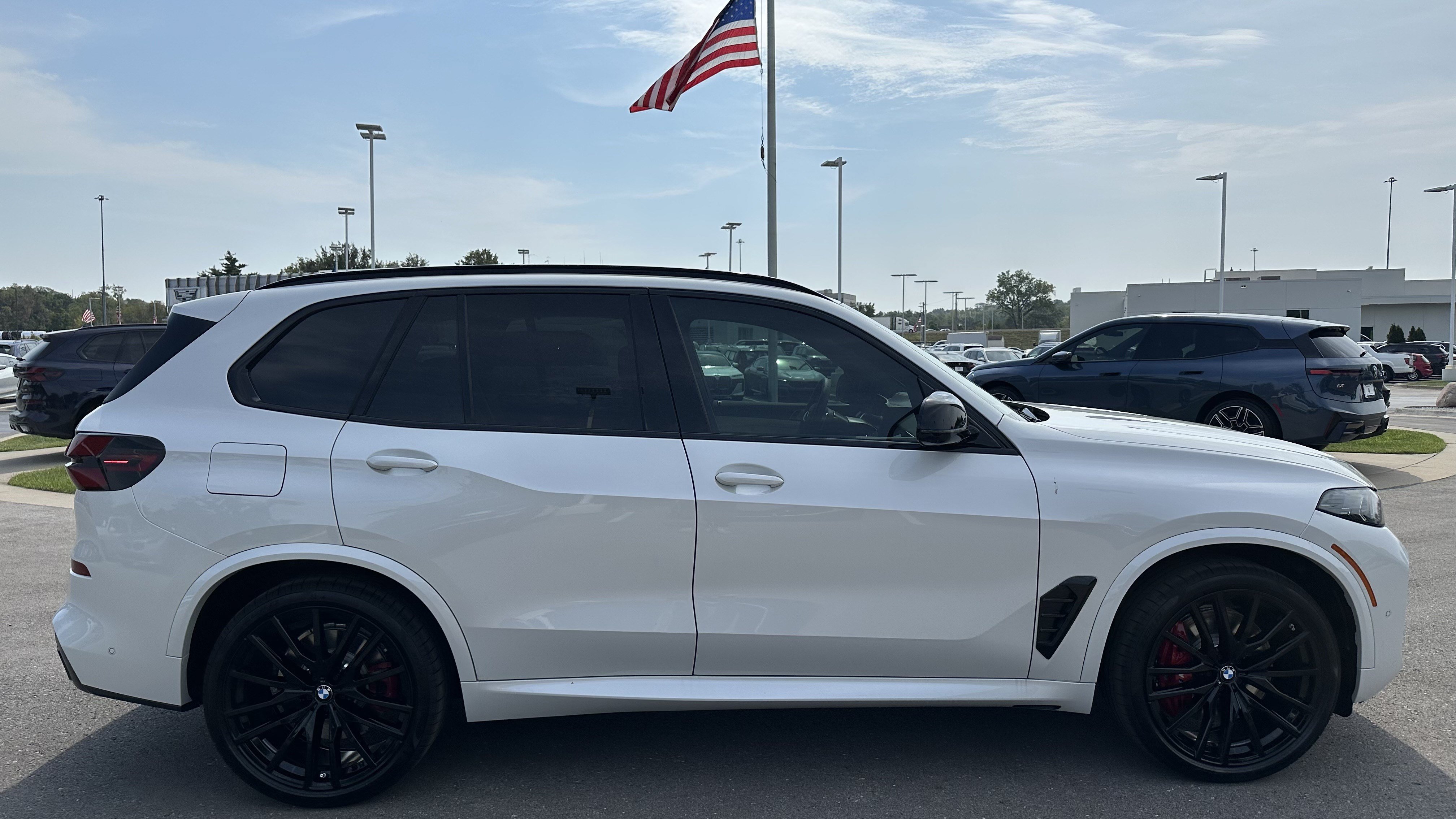 Used 2026 BMW X5 M60i w/ Executive Package AWD/4WD image 11