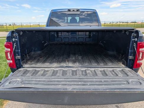 Used 2022 RAM 3500 Laramie AWD/4WD image 9