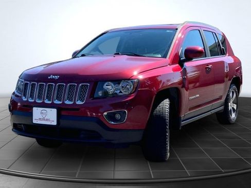 Used 2016 Jeep Compass High Altitude AWD/4WD image 4