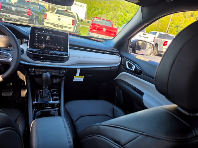 New 2026 Jeep Compass Limited AWD/4WD image 12