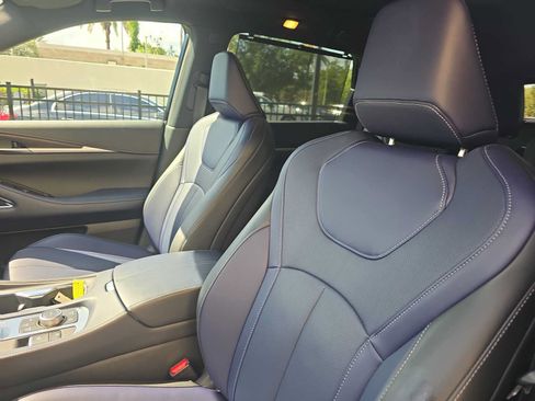 Certified 2026 INFINITI QX60 Sport w/ Dark Cargo Package AWD/4WD image 16