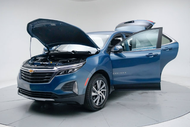 Used 2024 Chevrolet Equinox LT FWD image 18