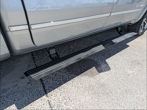 Used 2021 RAM 1500 Limited AWD/4WD image 14