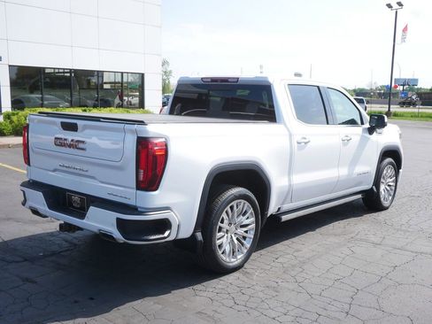 Used 2019 GMC Sierra 1500 Denali w/ Denali Ultimate Package AWD/4WD image 7
