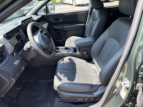 Used 2026 Subaru Outback Limited AWD/4WD image 10