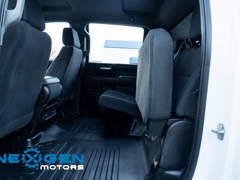 Used 2020 Chevrolet Silverado 2500 W/T image 32