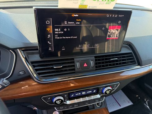 Used 2023 Audi Q5 e Premium Plus image 12