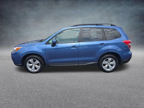 Used 2015 Subaru Forester 2.5i Premium w/ All-Weather Package AWD/4WD image 4