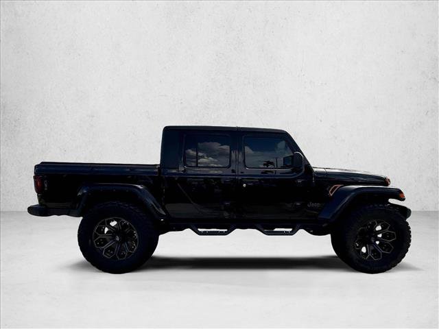 Used 2022 Jeep Gladiator Sport AWD/4WD image 3