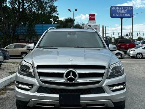 Used 2015 Mercedes-Benz GL 320 BlueTEC 4MATIC image 5