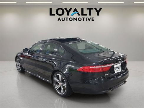 Used 2018 Jaguar XF R-Sport image 3