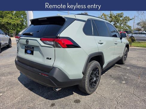 Used 2023 Toyota RAV4 XLE FWD image 3